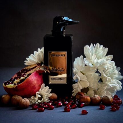 TRUSSARDI LE VIE DI MILANO HIDDEN COMER OF FONTANA DEI BACI EDP U 100ML без опаковка с капачка